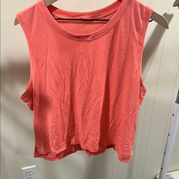 Lululemon cropped Running Tank - Picture 1 of 3